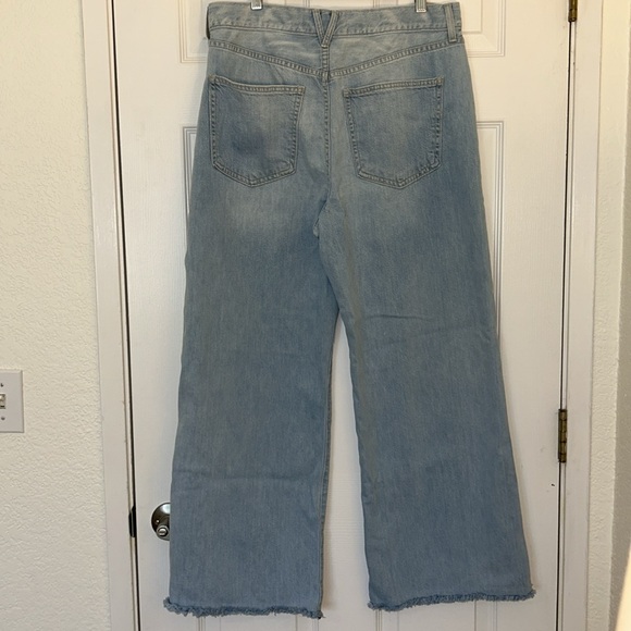 Veronica Beard jeans, Taylor Relaxed Wide Leg High Waist style, size 31 - Picture 5 of 15